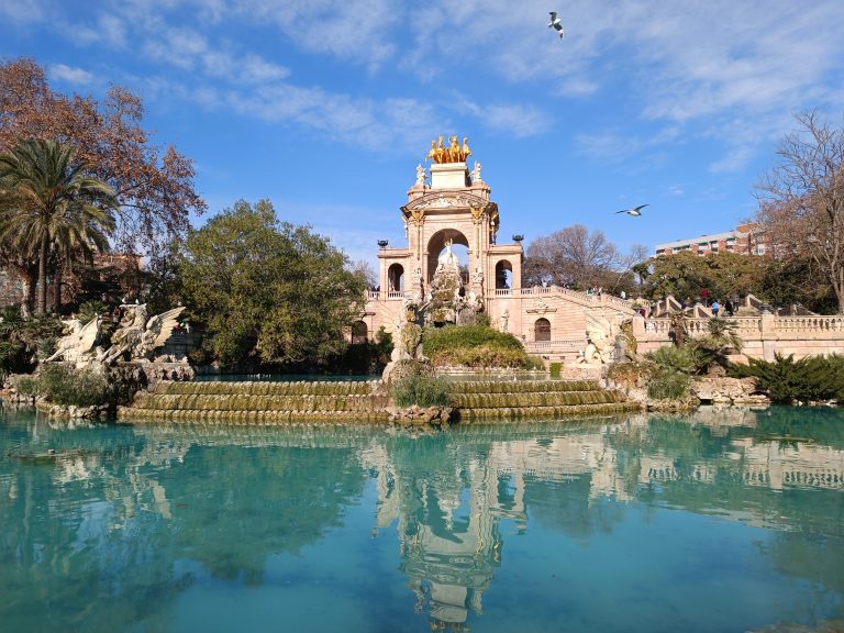 Live Barcelona Like a Local in Parc de la Ciutadella