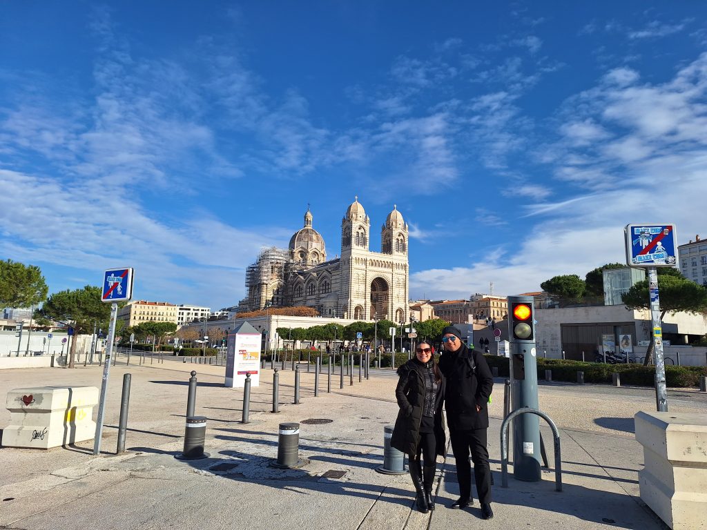 marseille cathedral plaza