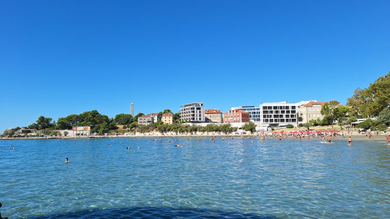 free beach in split