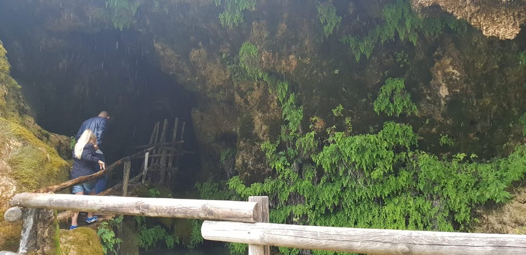 grotte di labante entrada