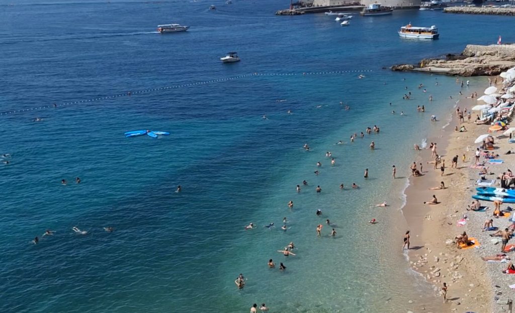 banje beach view from high